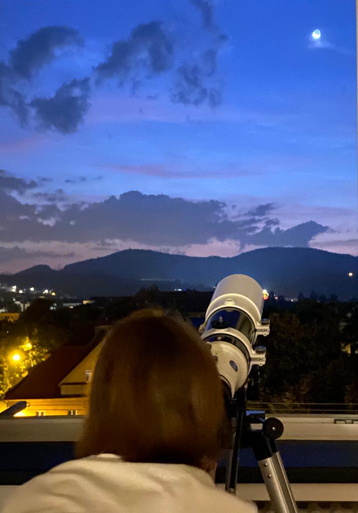 Nový dalekohled Klubu malých hvězdářů už slouží dětem