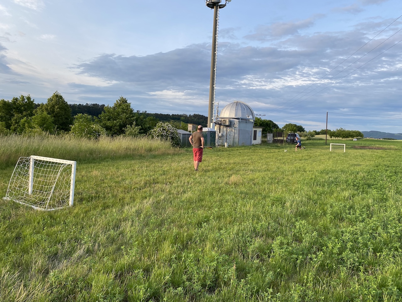 Dnes fotbal, v pátek a sobotu planety