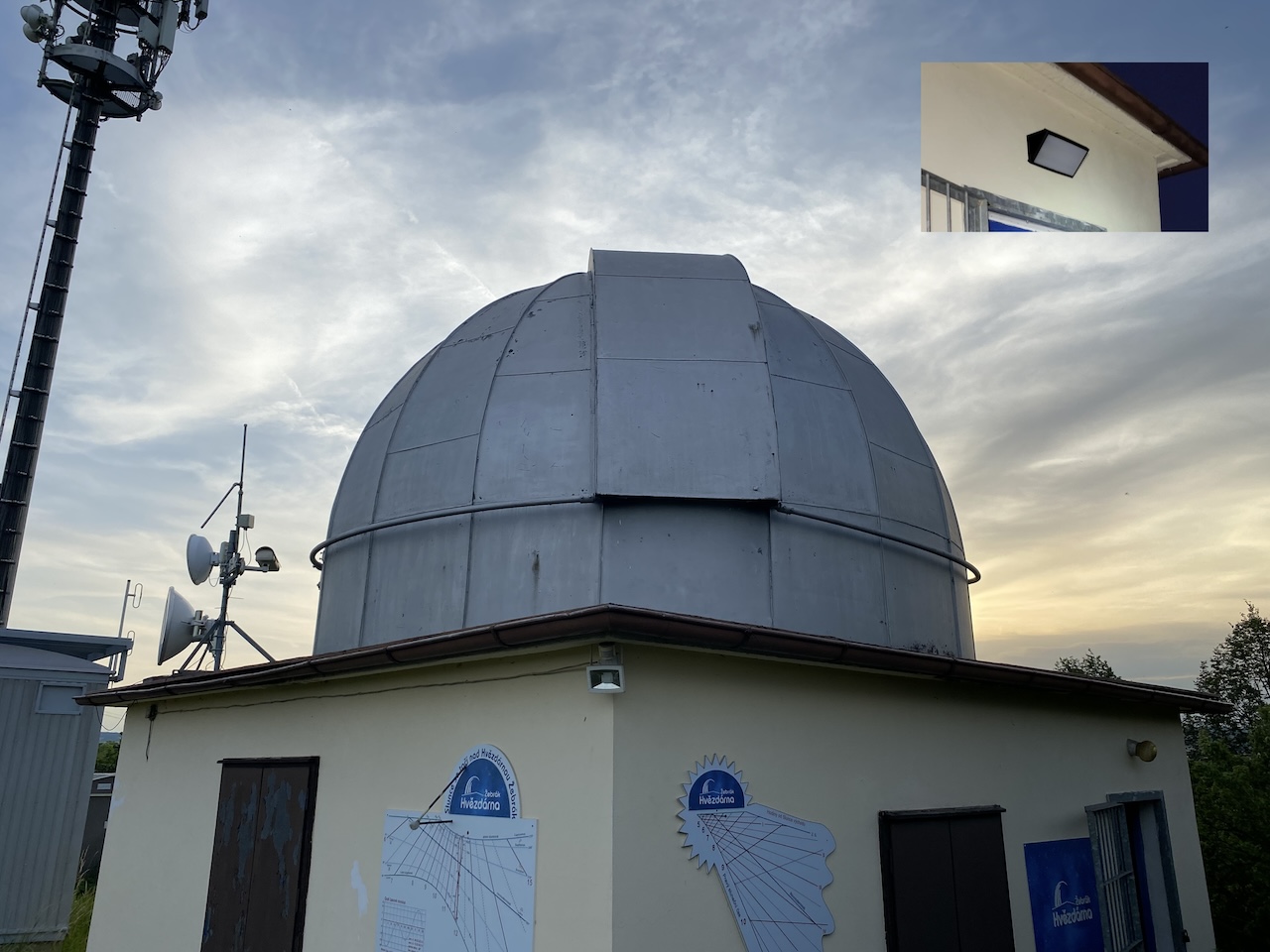 Poznej pět rozdílů aneb nové světlo a elektrorozvody na hvězdárně