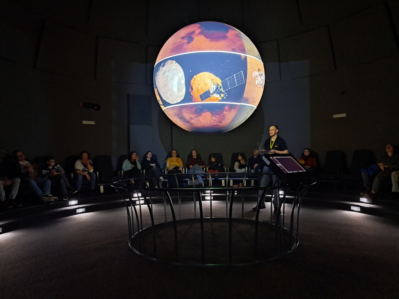 Fotografie ze setkání astronomů v Plzni od Simony Beerové