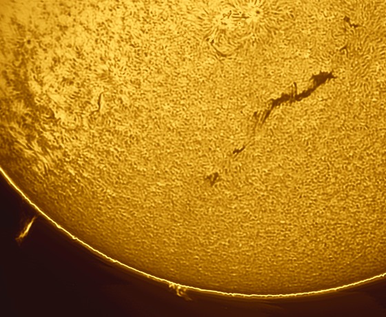 Fantastické Slunce novým dalekohledem Heliostar 76