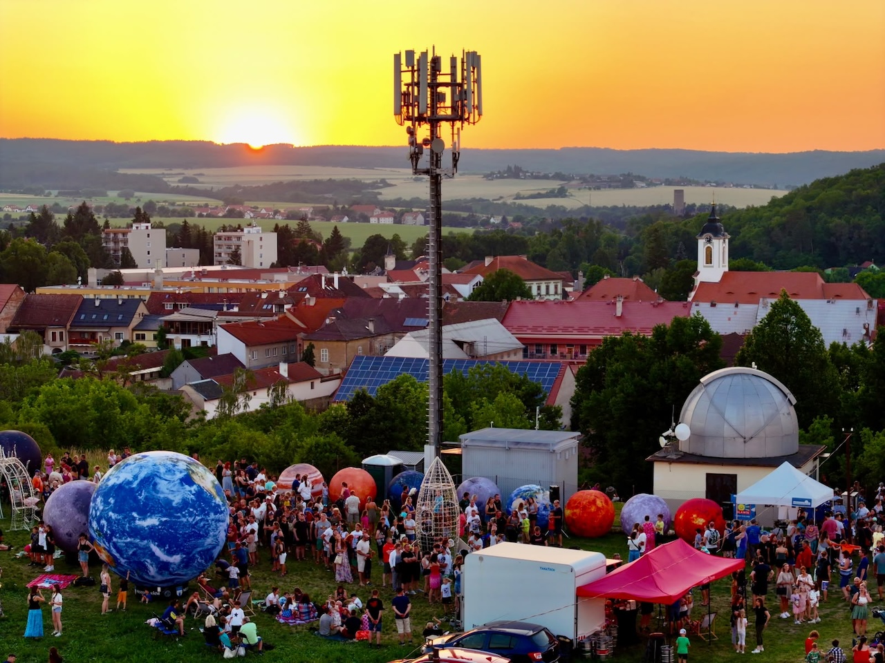 Děkujeme Kudy z nudy za propagaci akce Hvězdárium a nové datum
