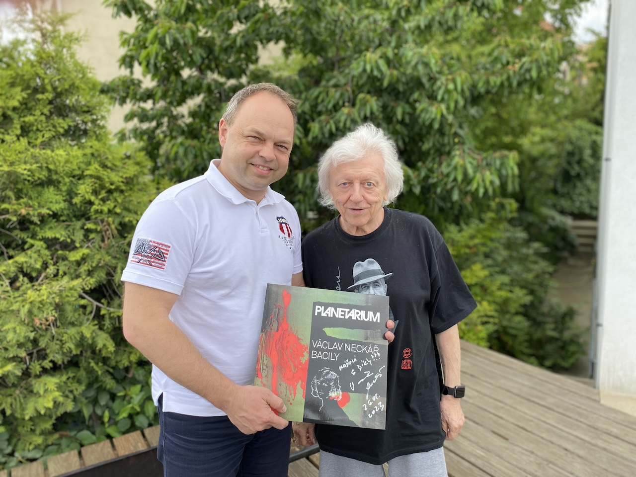 Pražské planetárium opět navštíví Václav Neckář